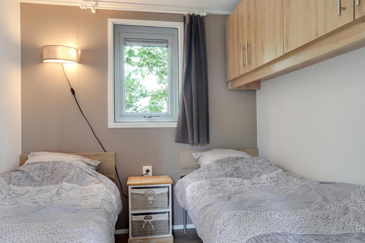 Landelijk Chalet 87 Oosterwolde  Екстериор снимка