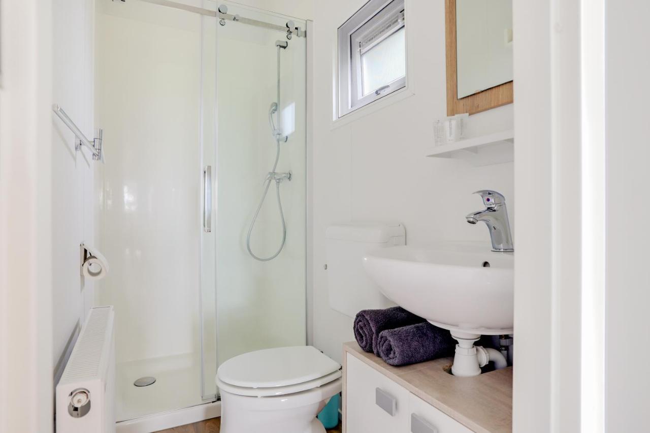 Landelijk Chalet 87 Oosterwolde  Екстериор снимка